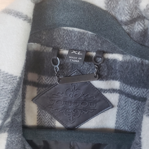 Jacket - Picture 4 of 5